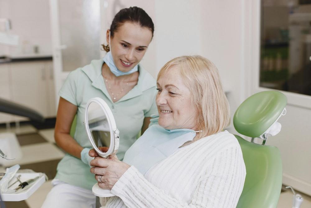 Exploring the Role of Personalised Nutritional Strategies in Advanced Dentistry